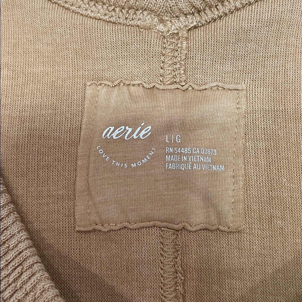 AERIE WOMENS TAN THERMAL RIBBED V-NECK OVERSIZED LONG SLEEVE SHIRT SIZE LARGE - Picture 5 of 8